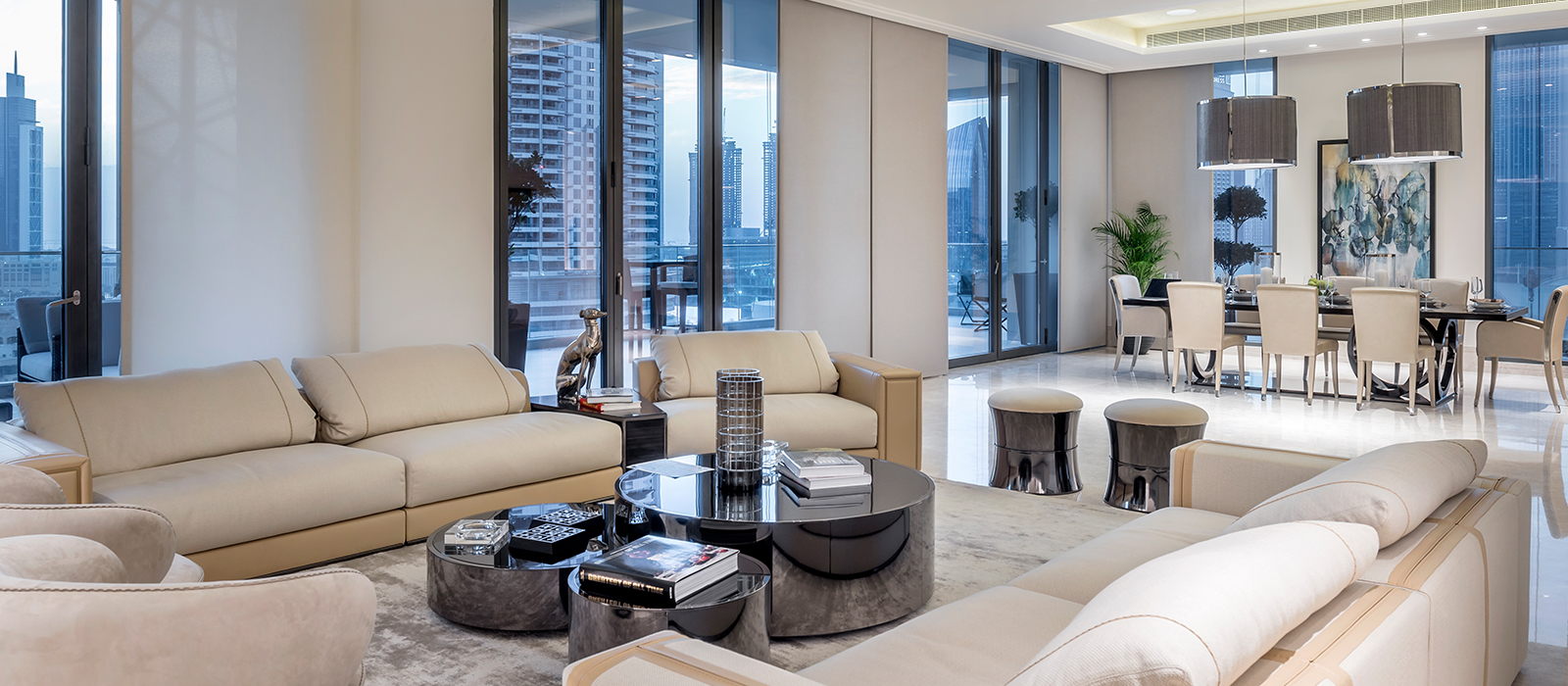 Living the High Life in Dubai – Vivez Luxe