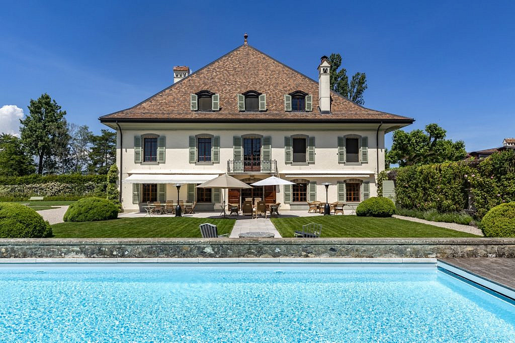 Luxury villa in Geneva